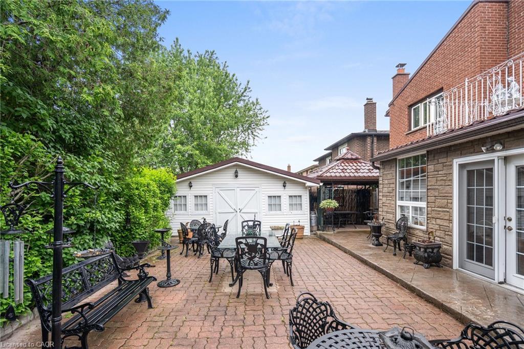 2545 Pollard Drive, Mississauga, ON - Outdoor