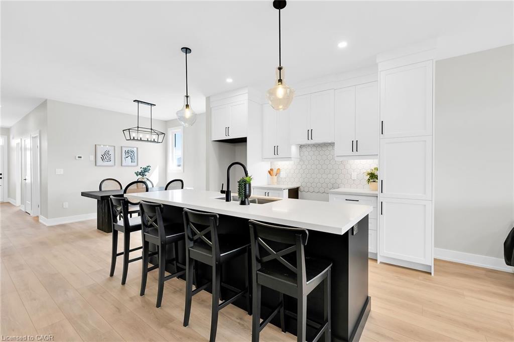 188 Lafayette Street E, Jarvis, ON - Indoor Photo Showing Kitchen With Upgraded Kitchen