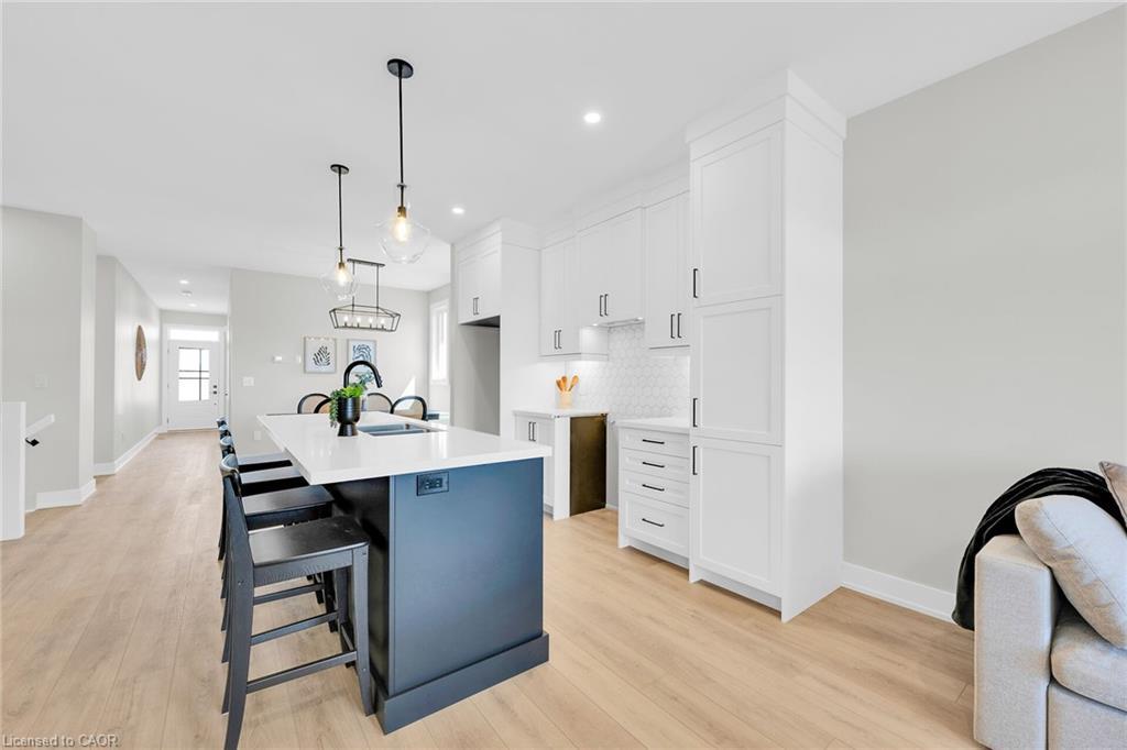 188 Lafayette Street E, Jarvis, ON - Indoor Photo Showing Kitchen With Upgraded Kitchen
