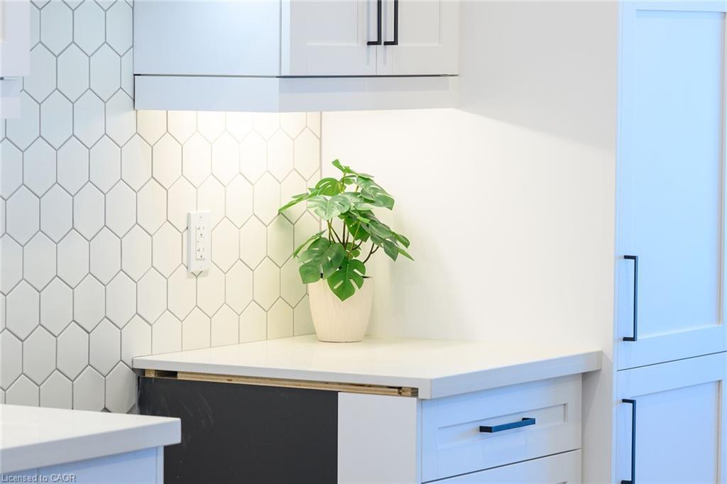 188 Lafayette Street E, Jarvis, ON - Indoor Photo Showing Other Room