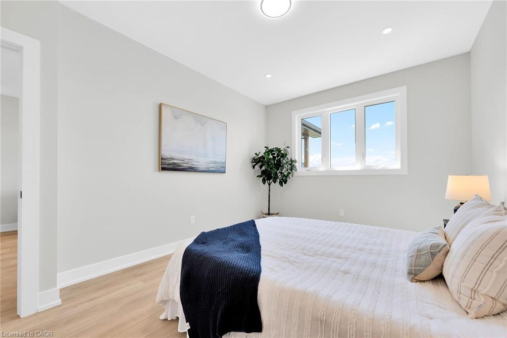 188 Lafayette Street E, Jarvis, ON - Indoor Photo Showing Bedroom