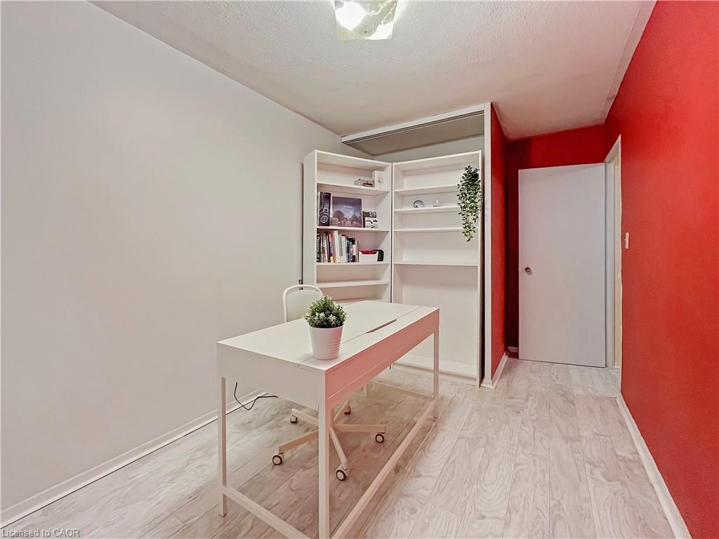 723-350 Quigley Road, Hamilton, ON - Indoor Photo Showing Other Room