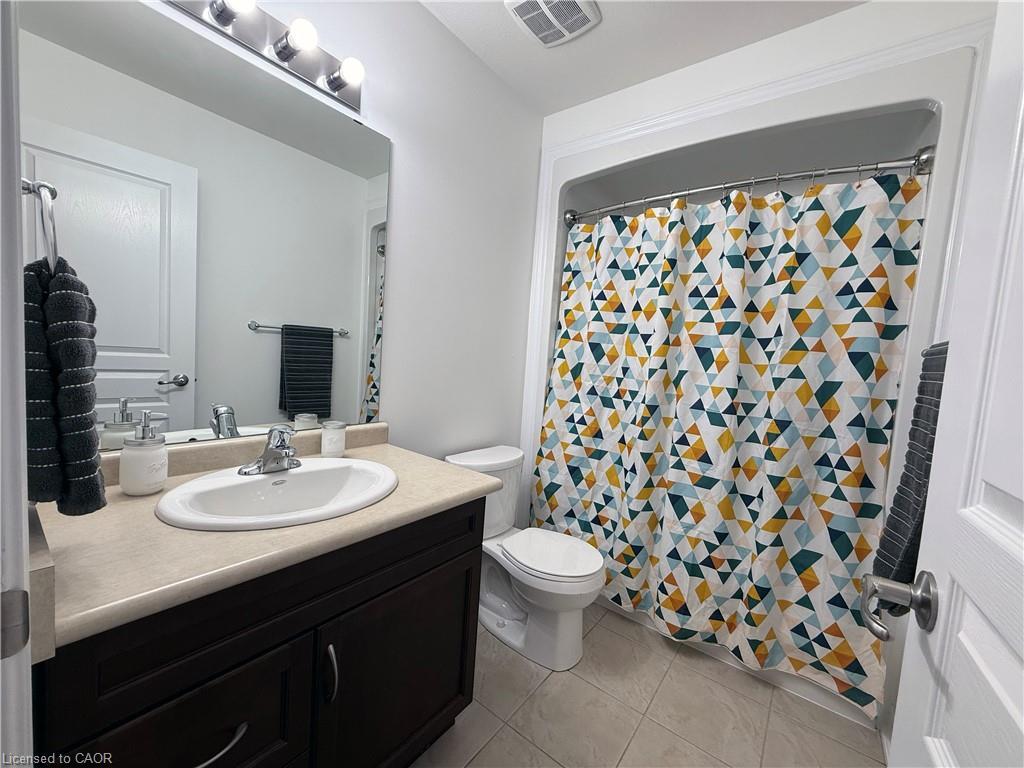 136 Winterberry Boulevard, Thorold, ON - Indoor Photo Showing Bathroom