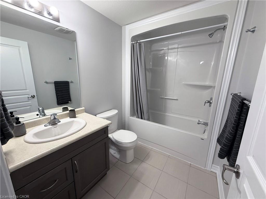 136 Winterberry Boulevard, Thorold, ON - Indoor Photo Showing Bathroom