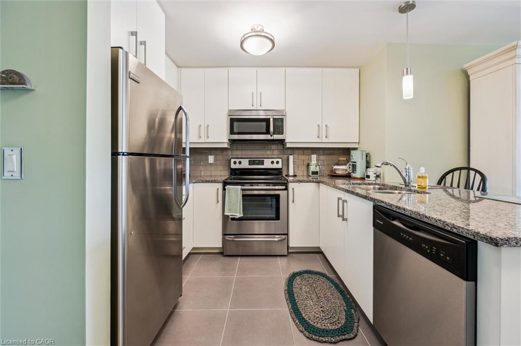 202-106 Bard Boulevard, Guelph, ON - Indoor Photo Showing Kitchen With Stainless Steel Kitchen With Double Sink