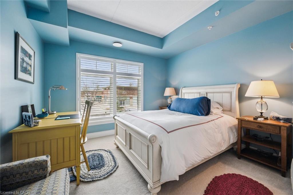 202-106 Bard Boulevard, Guelph, ON - Indoor Photo Showing Bedroom