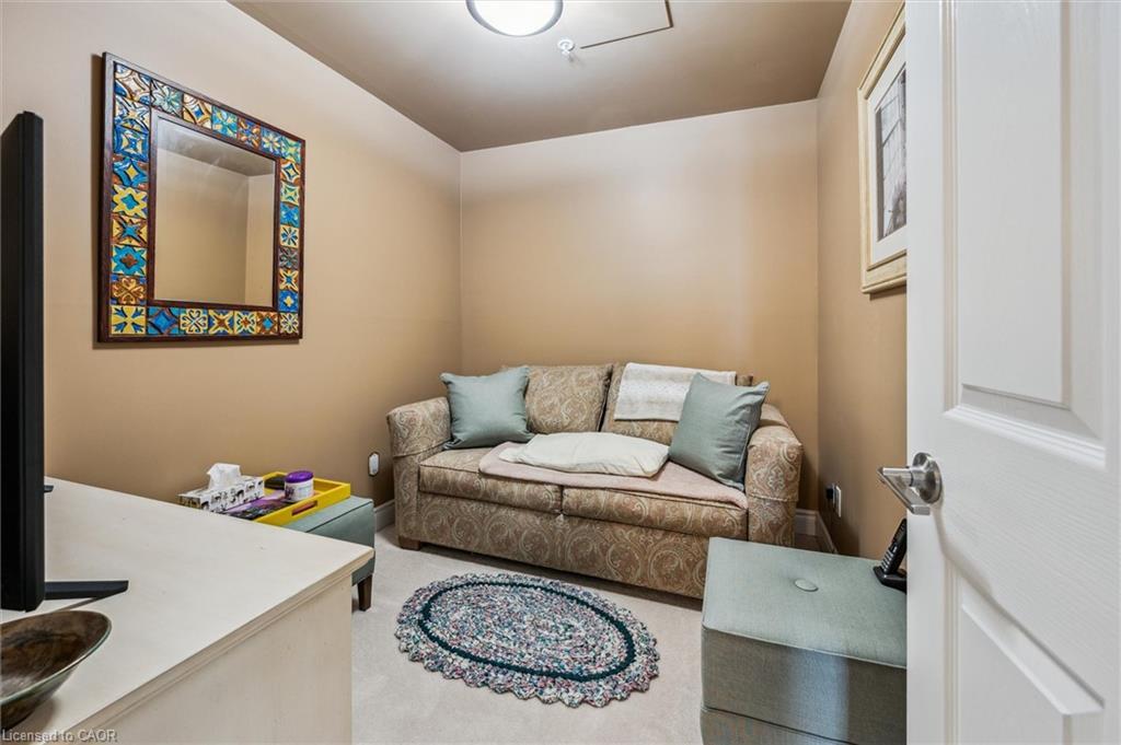 202-106 Bard Boulevard, Guelph, ON - Indoor