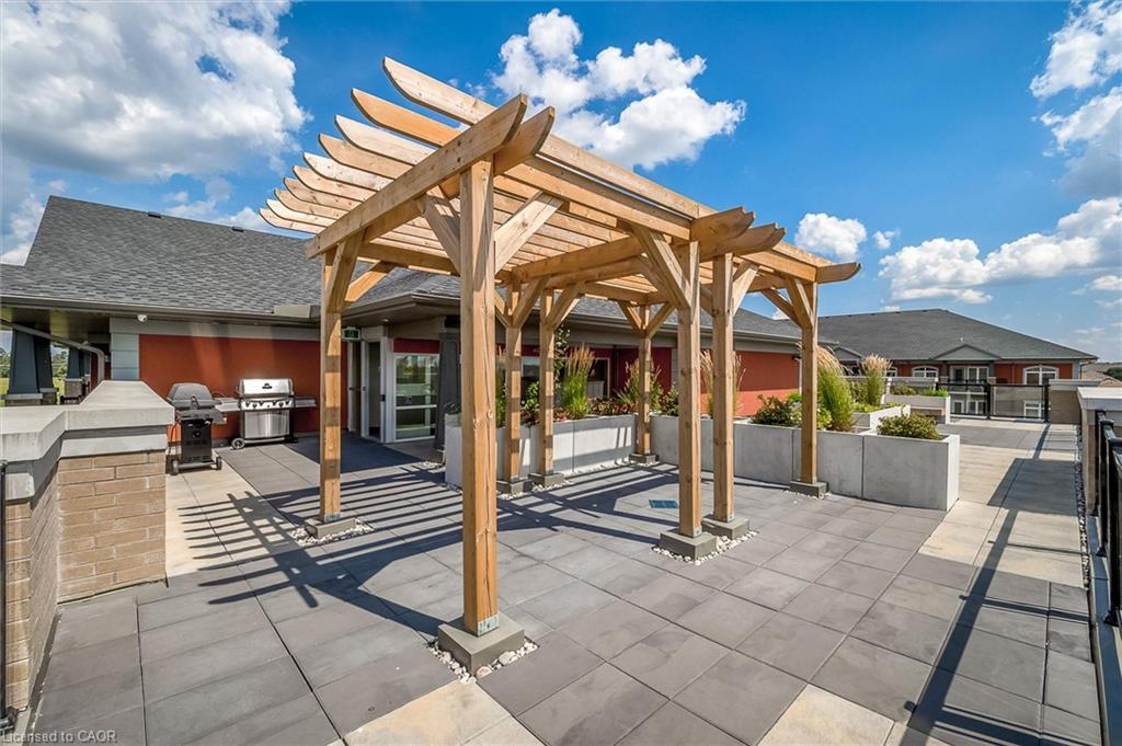 202-106 Bard Boulevard, Guelph, ON - Outdoor