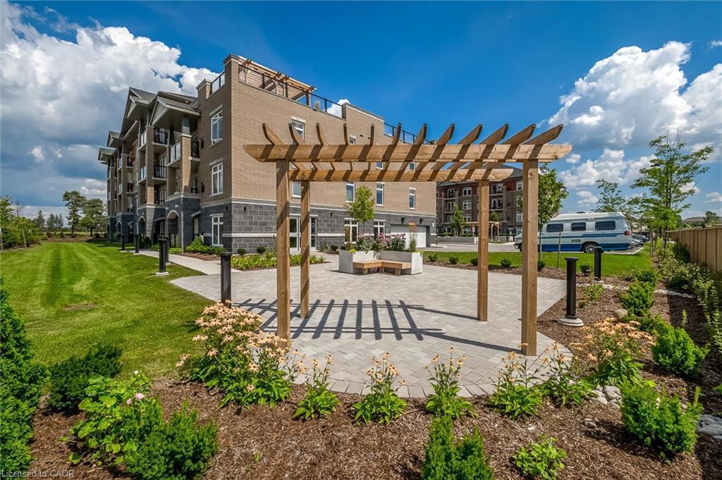 202-106 Bard Boulevard, Guelph, ON - Outdoor