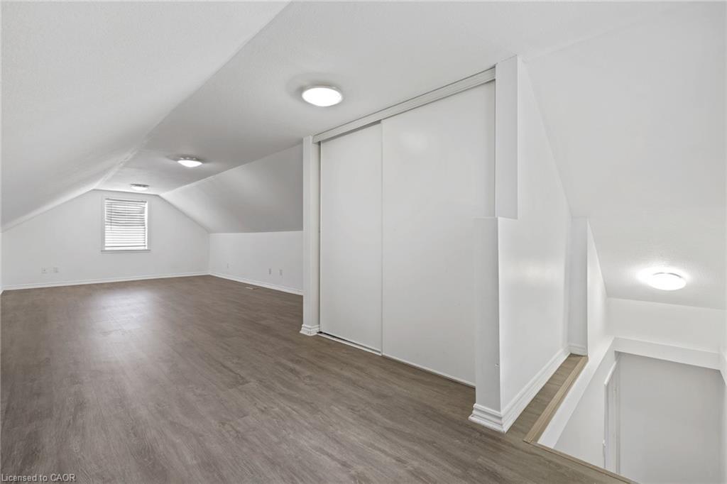 703 Lawrence Road, Hamilton, ON - Indoor Photo Showing Other Room