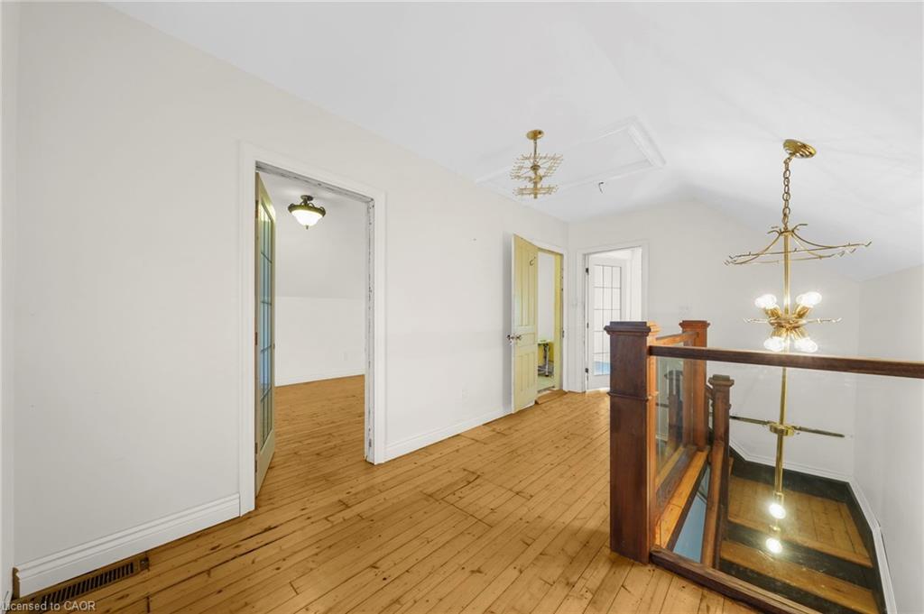 43 Perry Street, Barrie, ON - Indoor Photo Showing Other Room