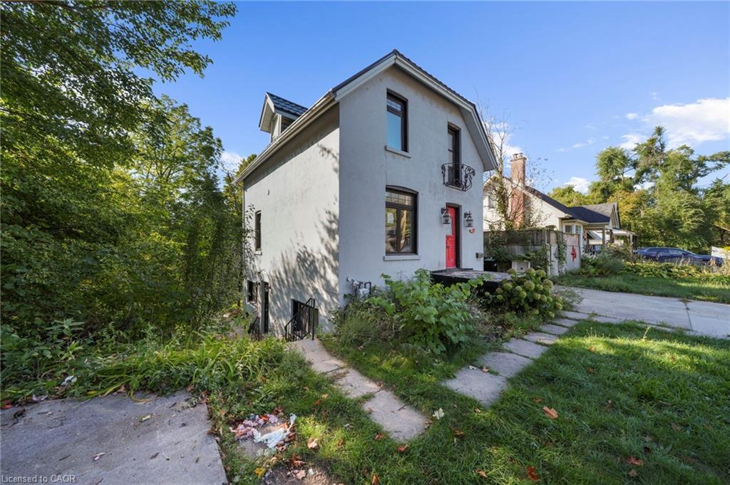 43 Perry Street, Barrie, ON - Outdoor