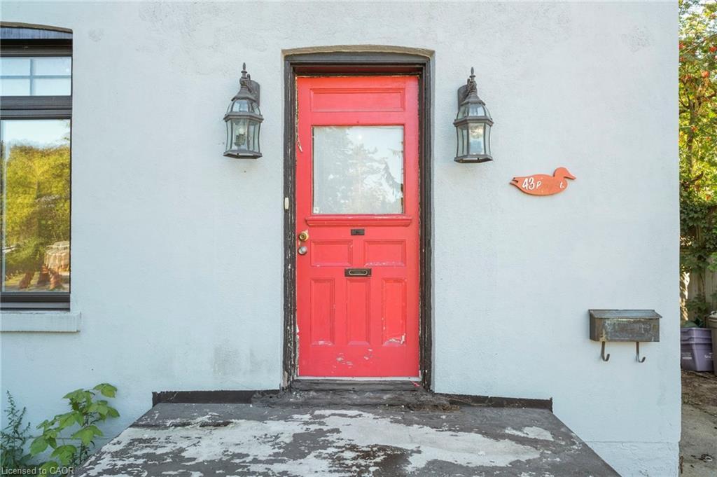 43 Perry Street, Barrie, ON - Outdoor