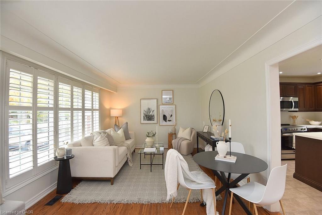 130 Delmar Drive, Hamilton, ON - Indoor