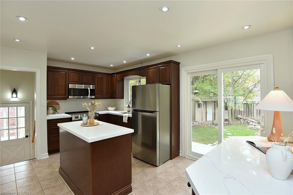 130 Delmar Drive, Hamilton, ON - Indoor Photo Showing Kitchen With Stainless Steel Kitchen