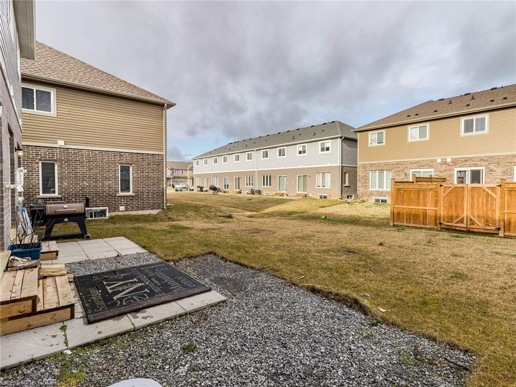 120 Sycamore Street, Welland, ON - Outdoor With Deck Patio Veranda With Exterior