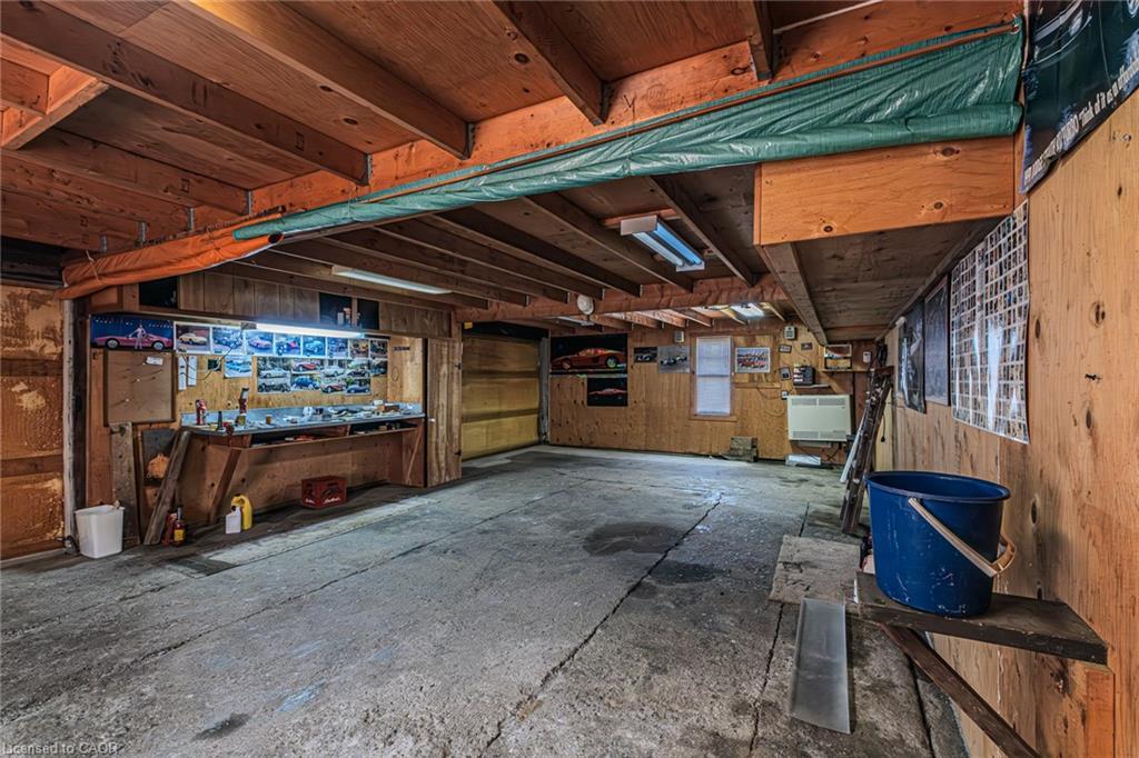 573 Highway 6, Port Dover, ON - Indoor Photo Showing Garage