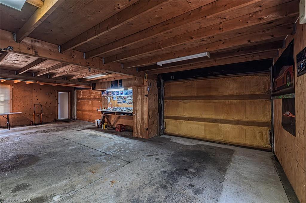573 Highway 6, Port Dover, ON - Indoor Photo Showing Garage