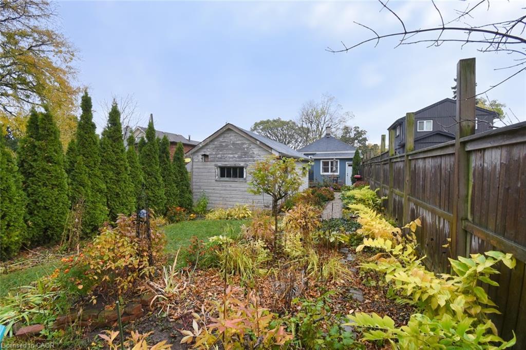 206 East 8Th Street, Hamilton, ON - Outdoor