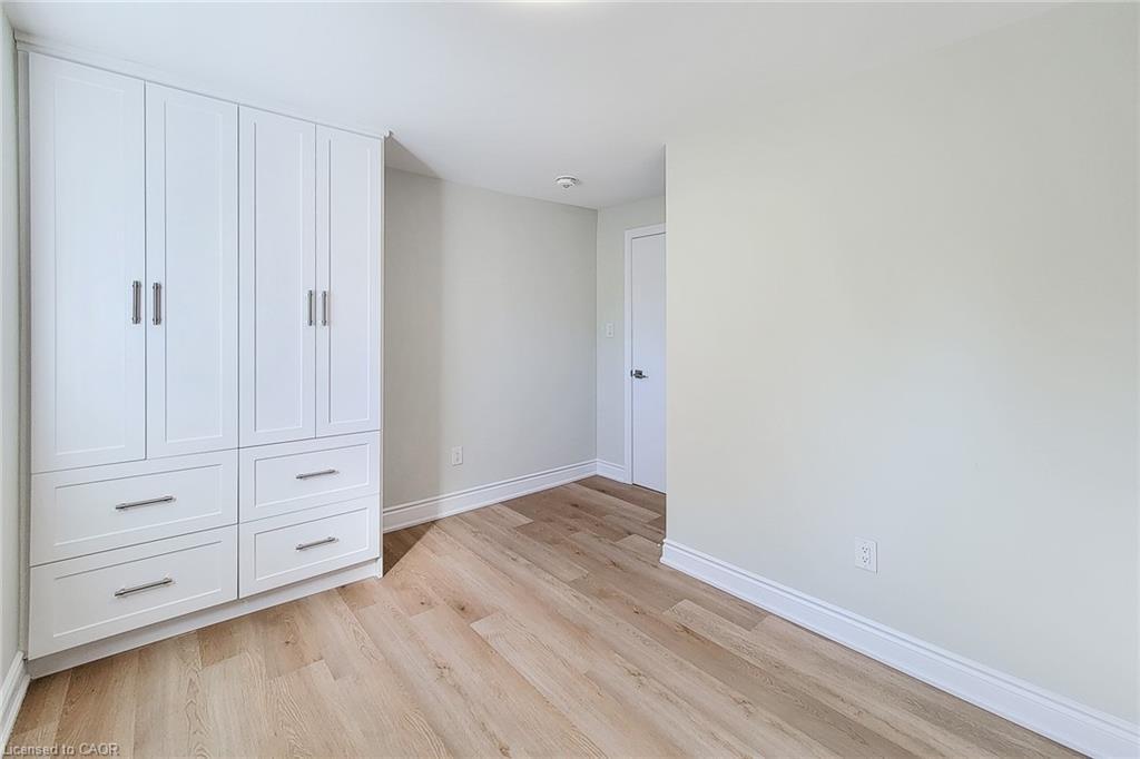 727 College Avenue, Woodstock, ON - Indoor Photo Showing Other Room