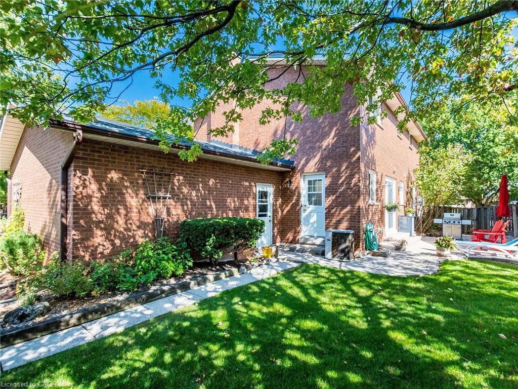 1404 Kimberley Drive, Oakville, ON - Outdoor