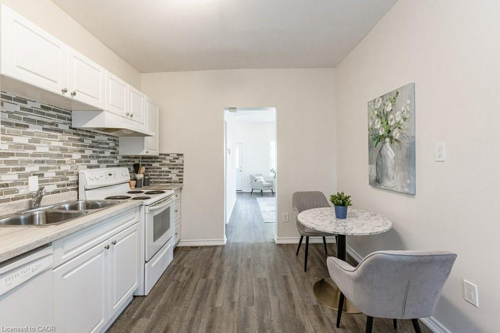 196 Picton Street E, Hamilton, ON - Indoor Photo Showing Kitchen With Double Sink