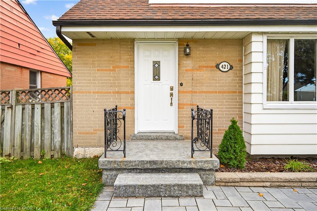 421 East 36Th Street, Hamilton, ON - Outdoor With Exterior