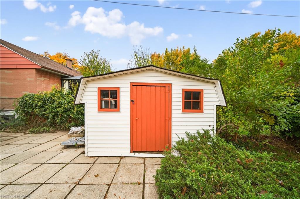 421 East 36Th Street, Hamilton, ON - Outdoor With Exterior