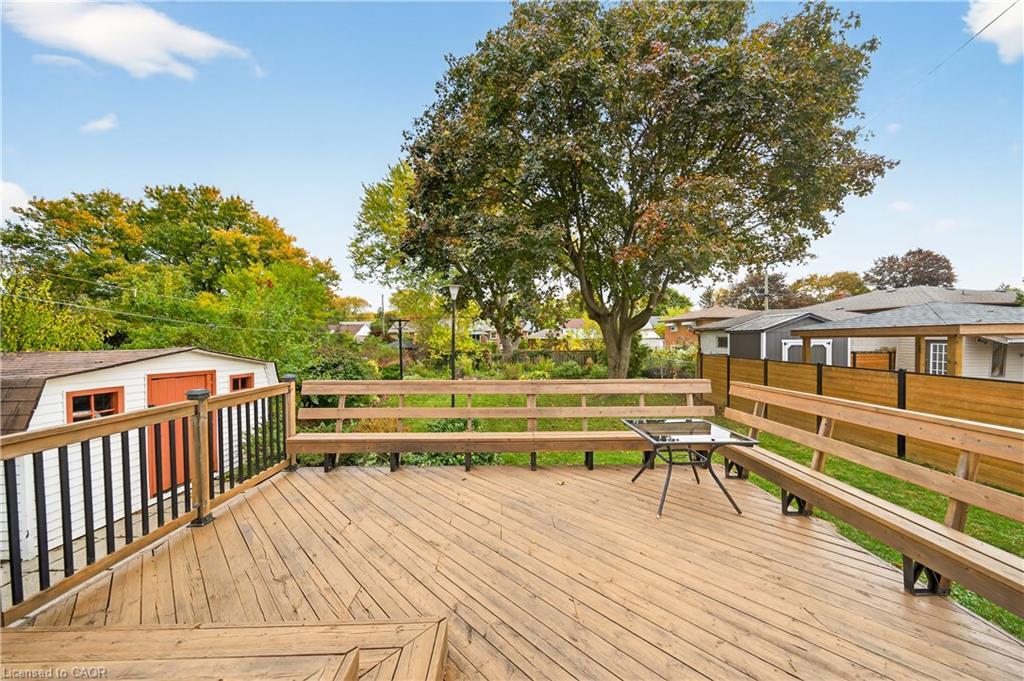 421 East 36Th Street, Hamilton, ON - Outdoor With Deck Patio Veranda