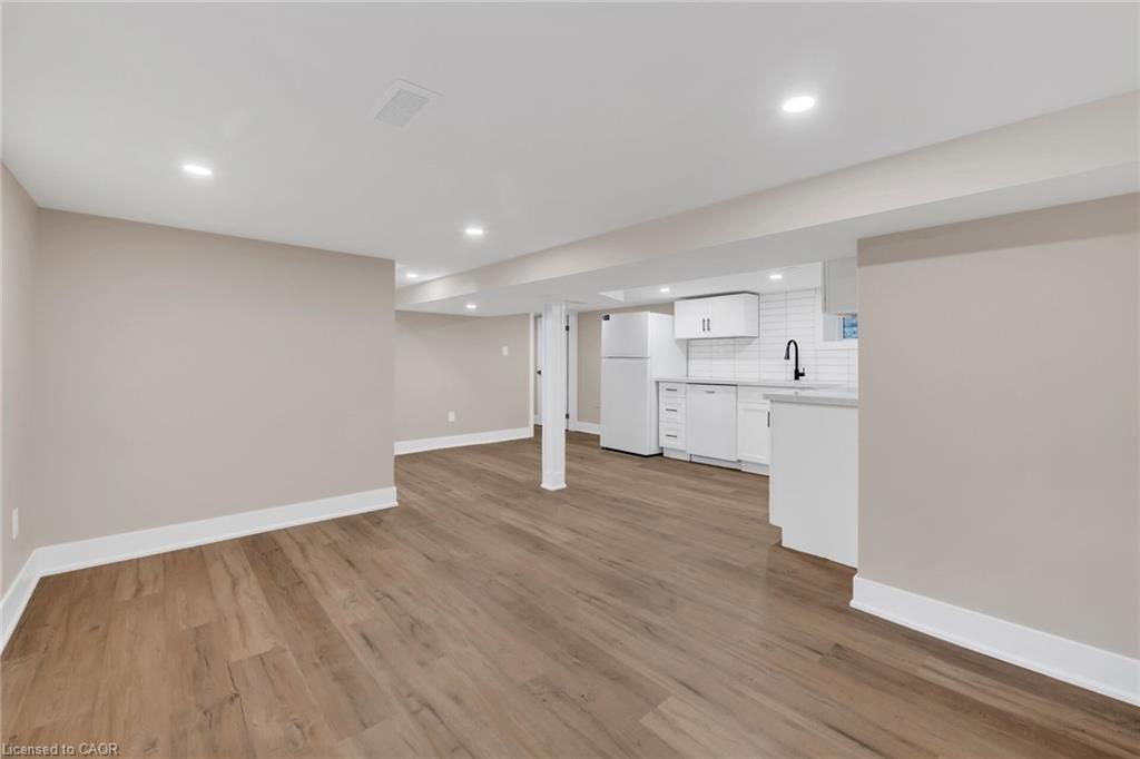 126 Auburn Avenue, Hamilton, ON - Indoor