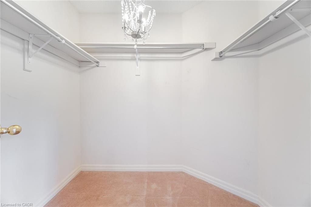 2499 Scotch Pine Drive, Oakville, ON - Indoor With Storage