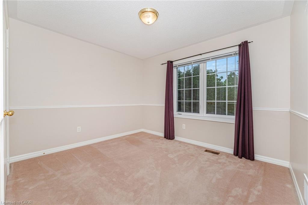 2499 Scotch Pine Drive, Oakville, ON - Indoor Photo Showing Other Room
