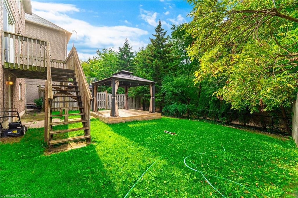 2499 Scotch Pine Drive, Oakville, ON - Outdoor