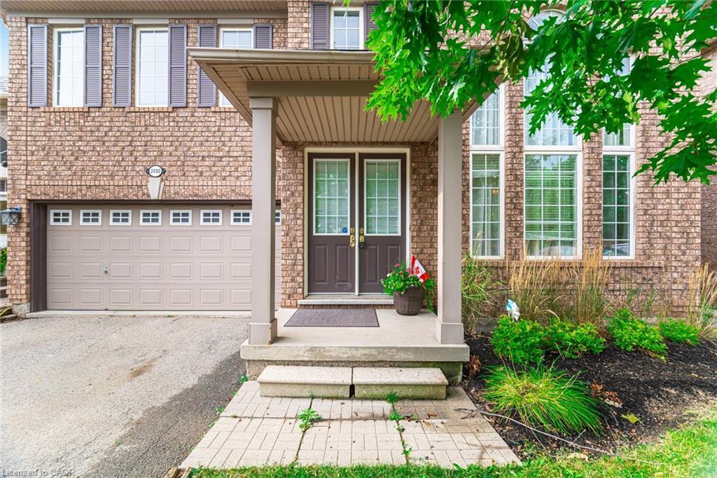 2499 Scotch Pine Drive, Oakville, ON - Outdoor With Facade