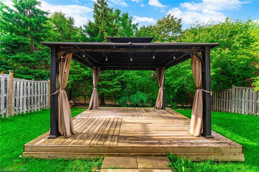 2499 Scotch Pine Drive, Oakville, ON - Outdoor With Deck Patio Veranda