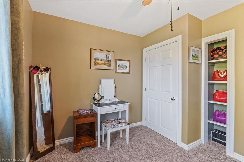 18 Laidlaw Street, Hagersville, ON - Indoor