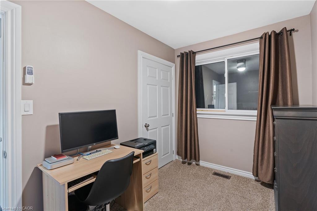 18 Laidlaw Street, Hagersville, ON - Indoor Photo Showing Office