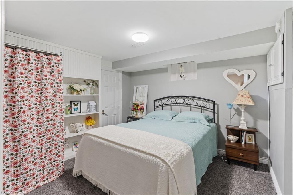 18 Laidlaw Street, Hagersville, ON - Indoor Photo Showing Bedroom