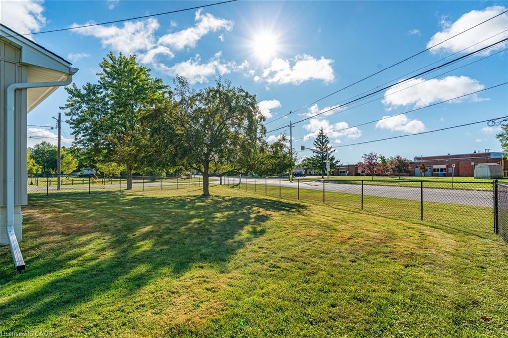 18 Laidlaw Street, Hagersville, ON - Outdoor