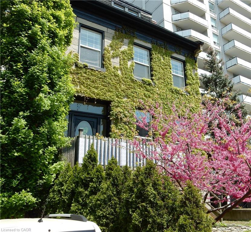 Lower-98 Duke Street, Hamilton, ON - Outdoor