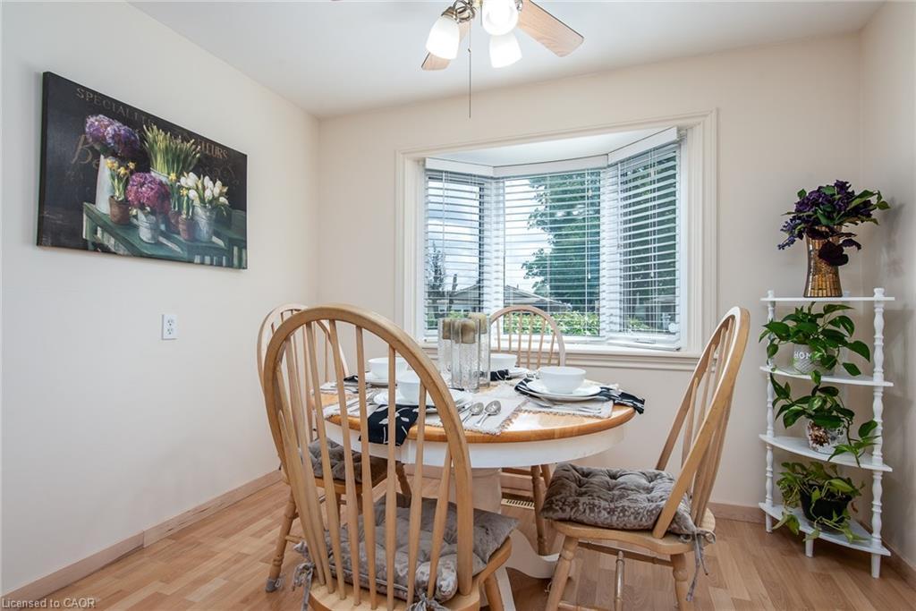 153 Pinedale Drive, Kitchener, ON - Indoor Photo Showing Dining Room