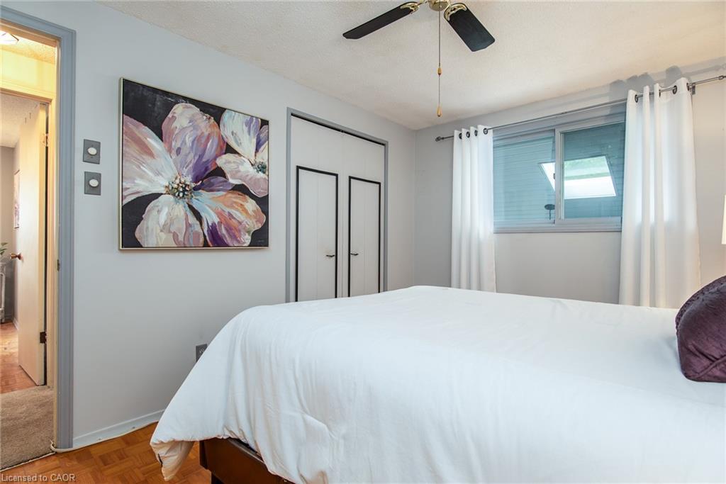 153 Pinedale Drive, Kitchener, ON - Indoor Photo Showing Bedroom