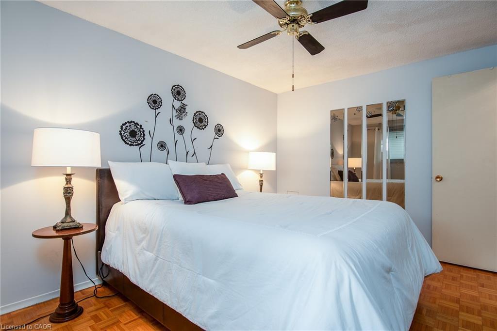 153 Pinedale Drive, Kitchener, ON - Indoor Photo Showing Bedroom