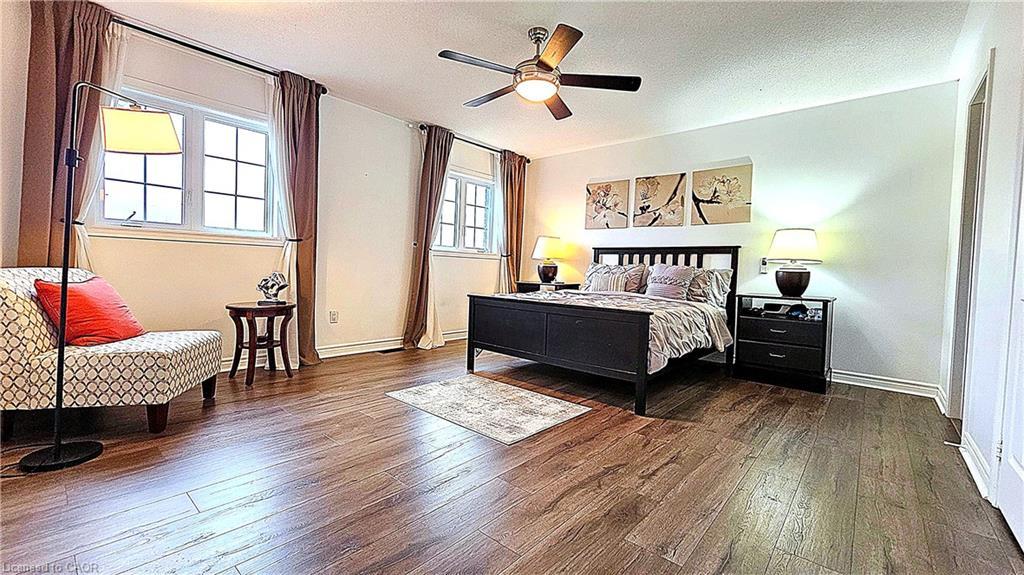 355 Hobbs Crescent, Milton, ON - Indoor Photo Showing Bedroom