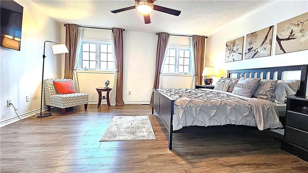 355 Hobbs Crescent, Milton, ON - Indoor Photo Showing Bedroom