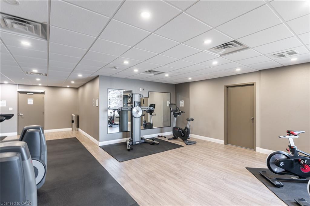 123-101 Shoreview Place, Stoney Creek, ON - Indoor Photo Showing Gym Room