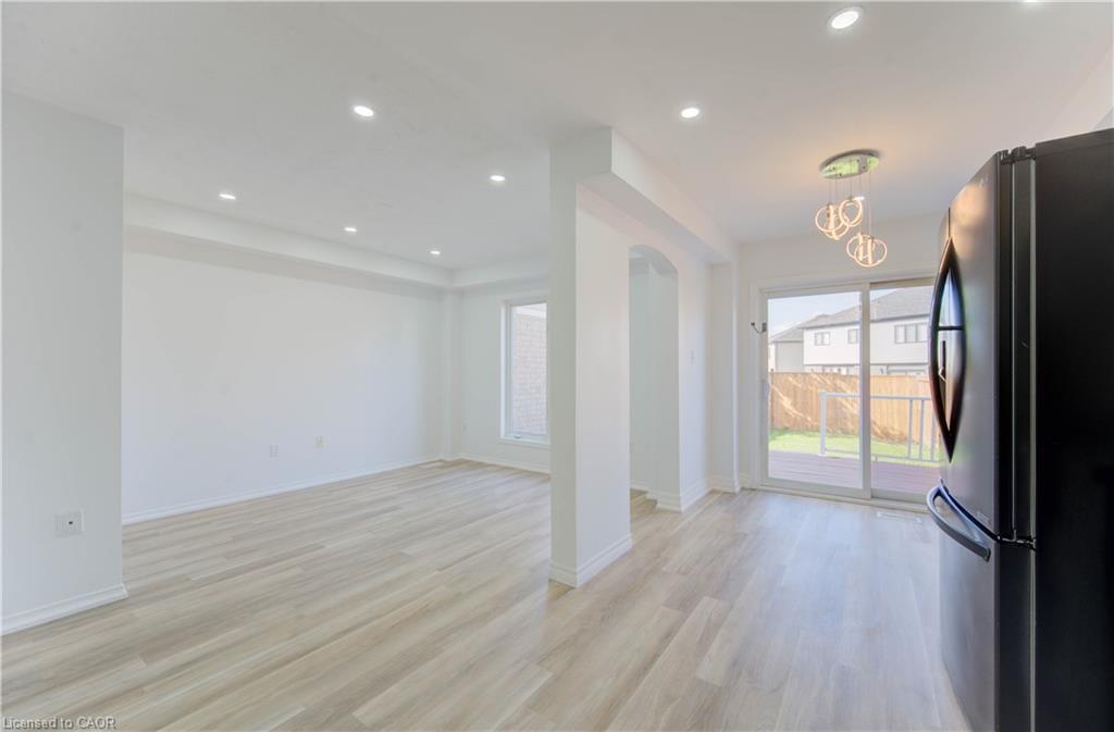 82 Trowbridge Street, Breslau, ON - Indoor Photo Showing Other Room