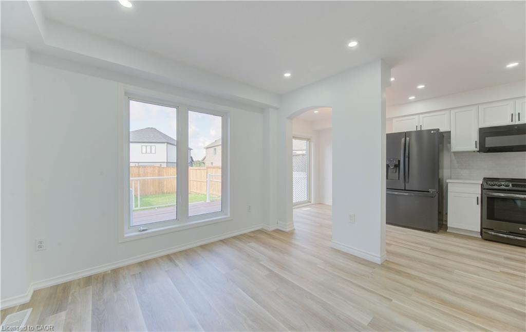 82 Trowbridge Street, Breslau, ON - Indoor Photo Showing Kitchen