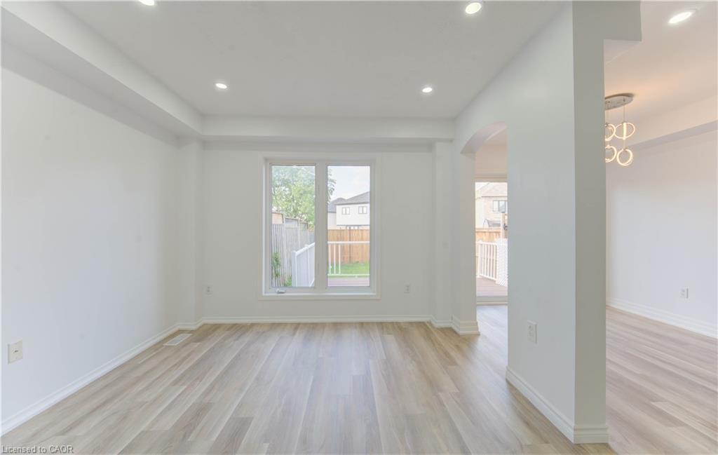 82 Trowbridge Street, Breslau, ON - Indoor Photo Showing Other Room