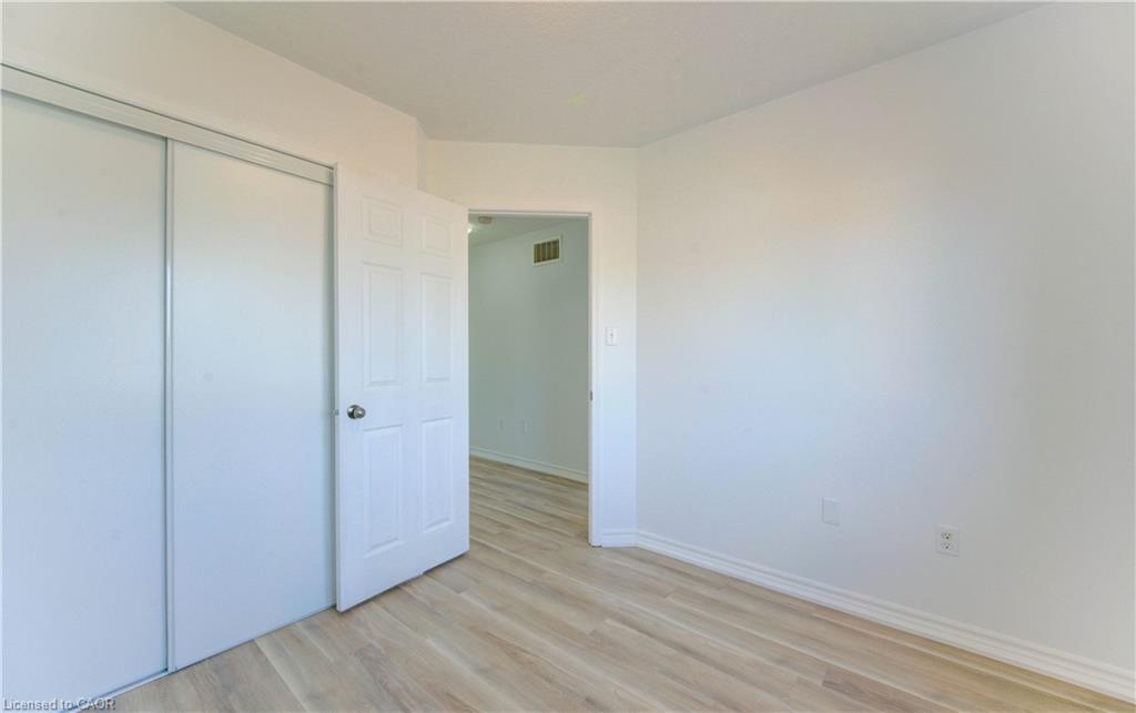 82 Trowbridge Street, Breslau, ON - Indoor Photo Showing Other Room